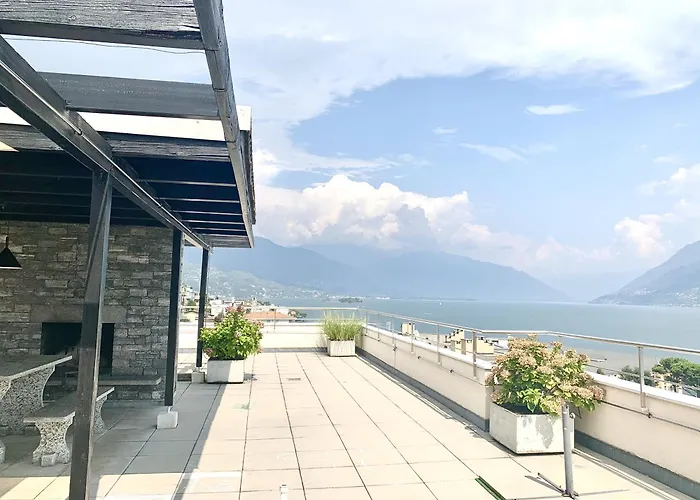 Casa Di David - Maggiore It's A Kind Of Magic! * Brissago